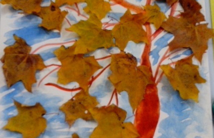 В течение октября 2016г. в МАДОУ проходила выставка «Осенние поделки из природного материала «Осень золотая». 